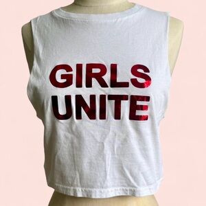 White H&M crop top shirt with red “GIRLS UNITE” graphic
